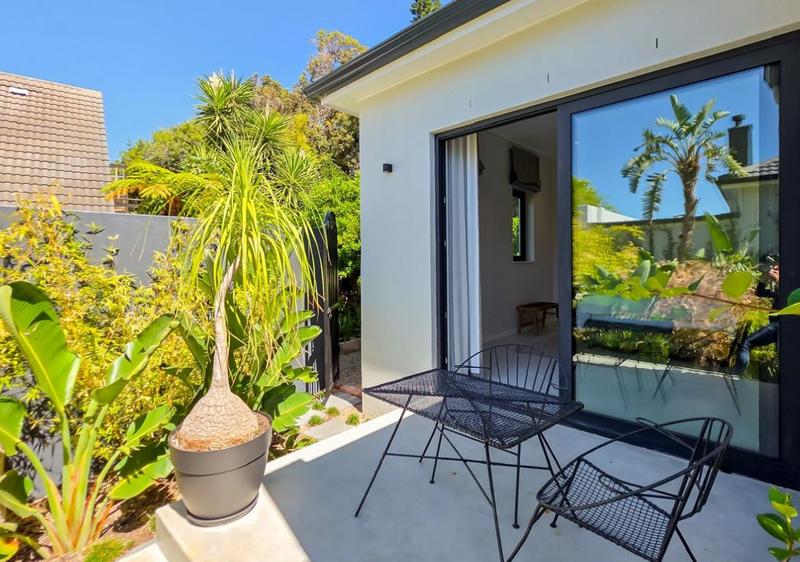 4 Bedroom Property for Sale in Zwaanswyk Western Cape